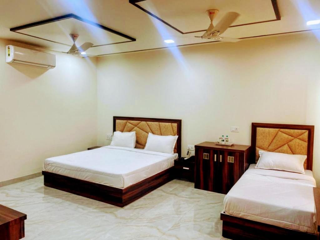 Hotel Town Grand Agra  Esterno foto