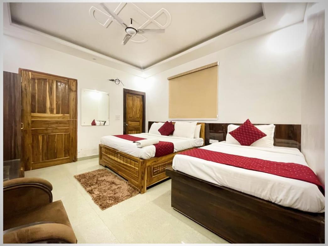 Hotel Town Grand Agra  Esterno foto