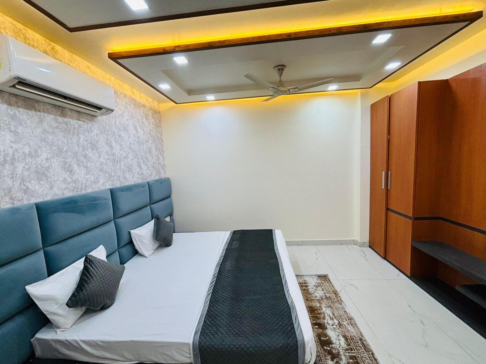 Hotel Town Grand Agra  Esterno foto