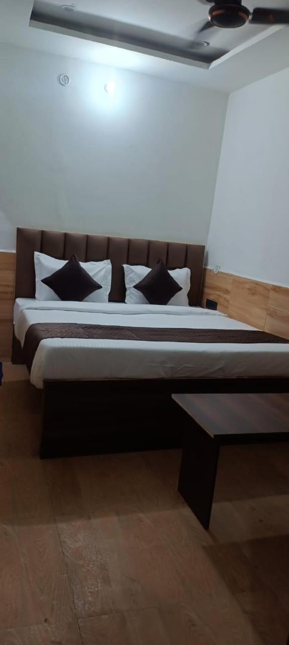 Hotel Town Grand Agra  Esterno foto