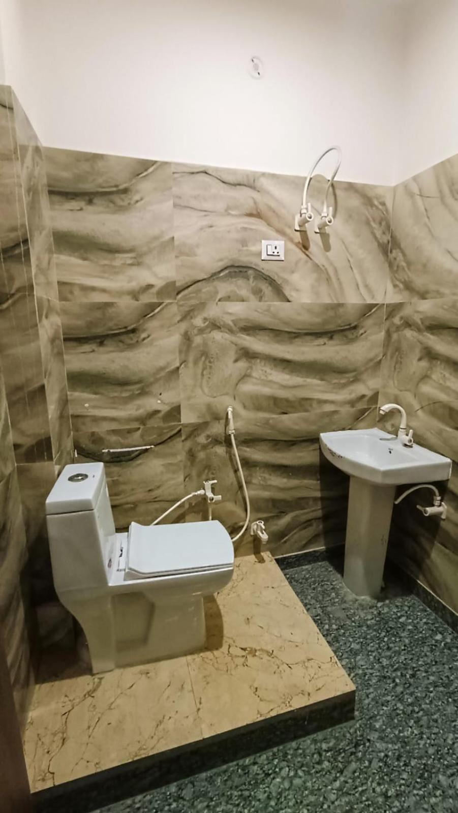Hotel Town Grand Agra  Esterno foto